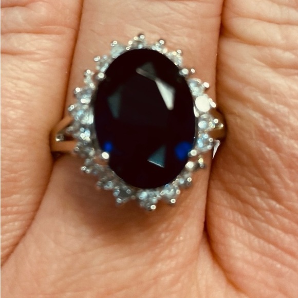 Avon 125th Anniversary Princess Faux Sapphire and CZ Ring Silver tone Size 9 - Picture 5 of 8